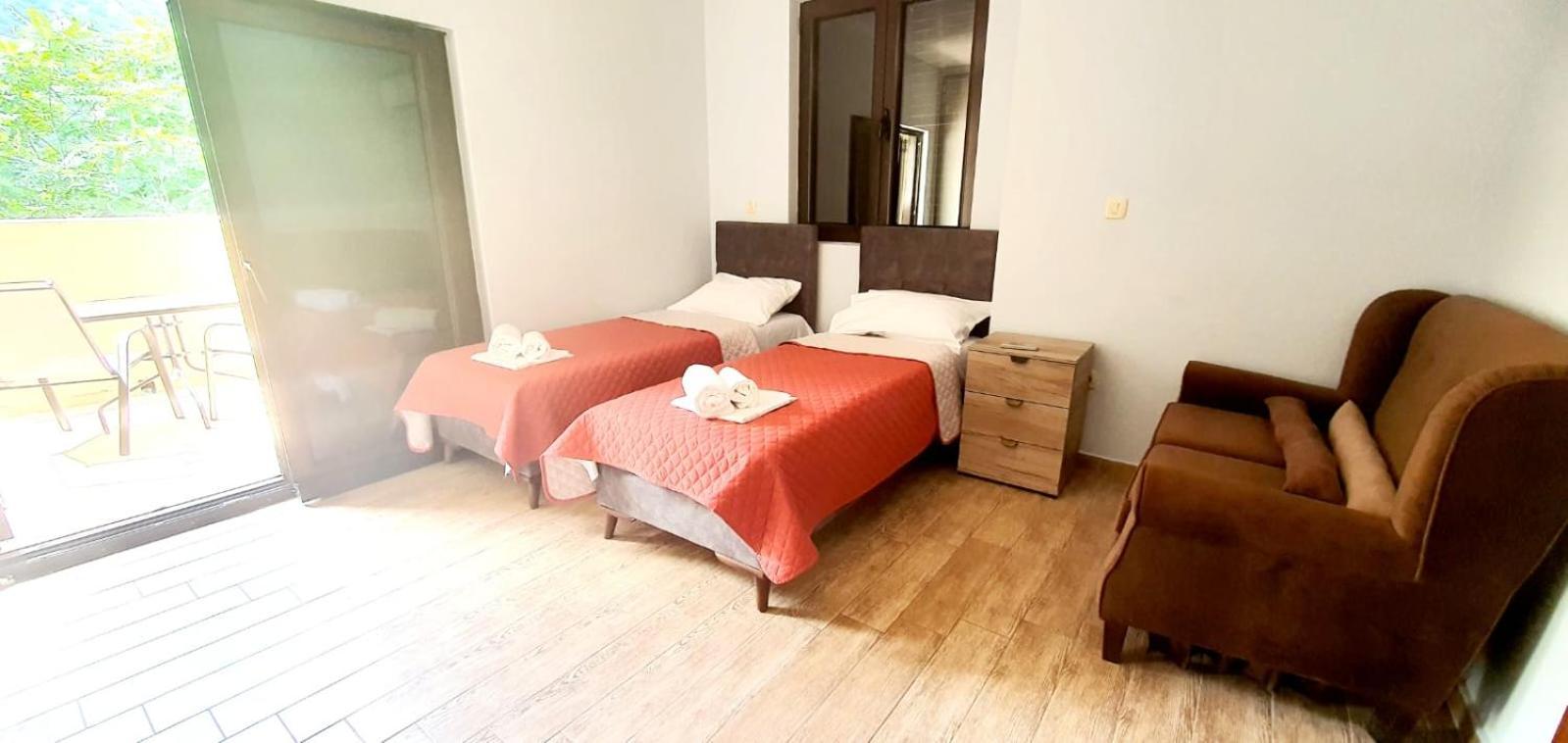 Keystone Apartments Donji Morinj Zimmer foto