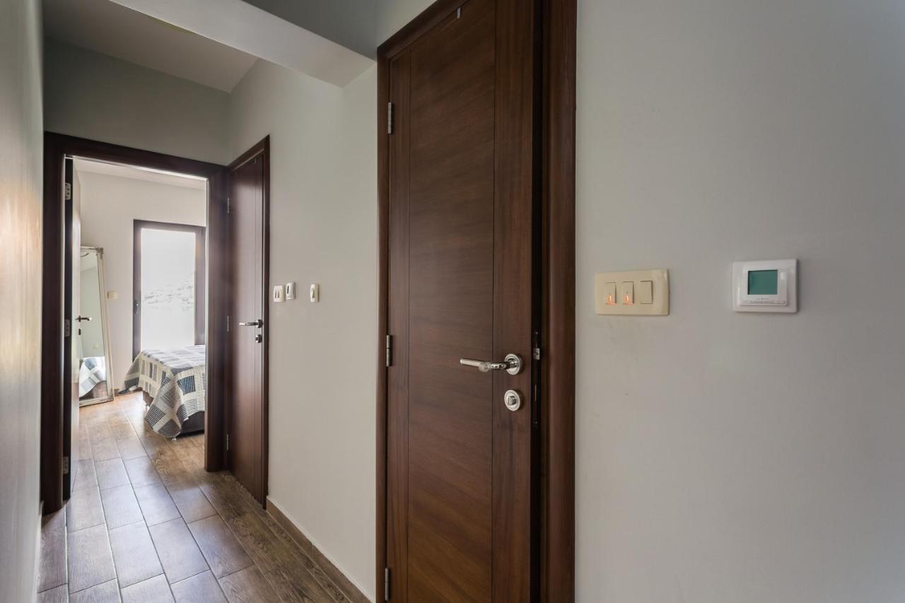Keystone Apartments Donji Morinj Exterior foto